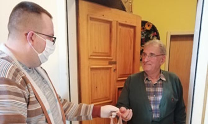 VIGYÁZZUNK EGYMÁSRA!
